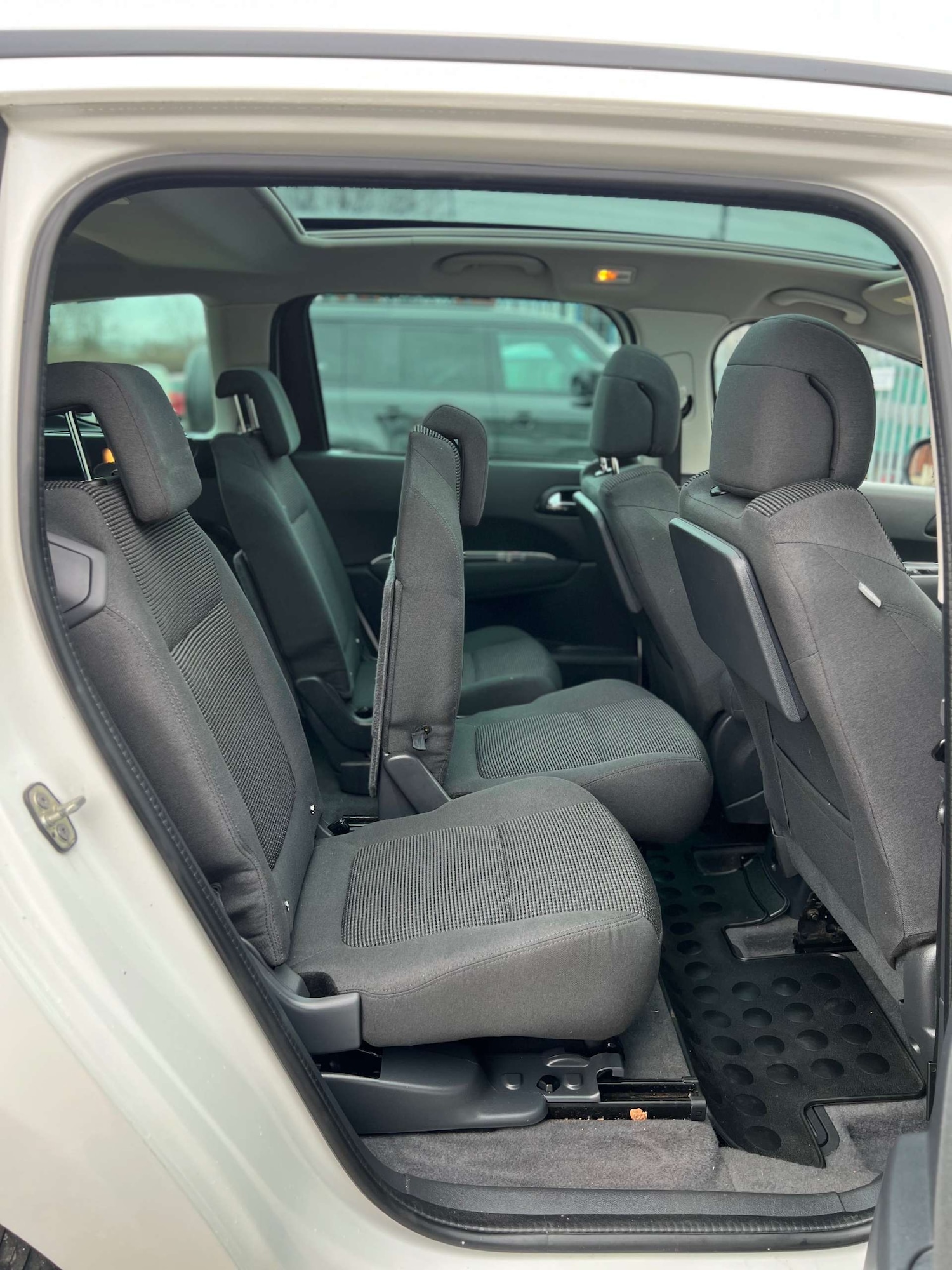 Used Peugeot 5008 2016 for sale - 77790743: Photo 21