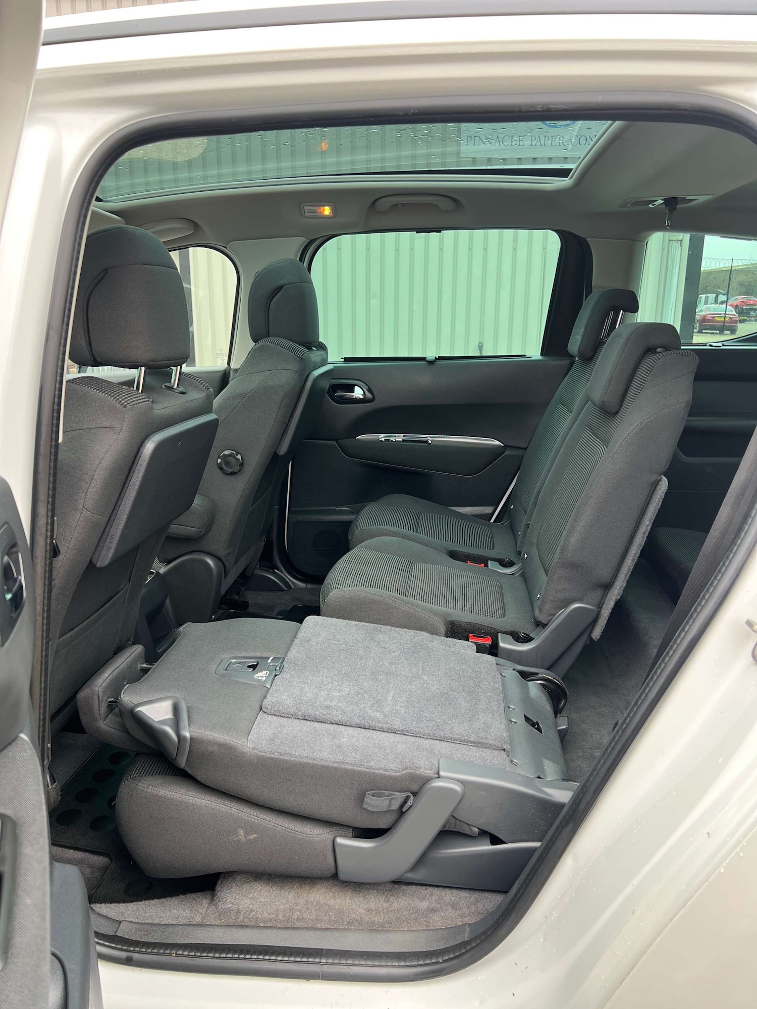 Used Peugeot 5008 2016 for sale - 77790743: Photo 30