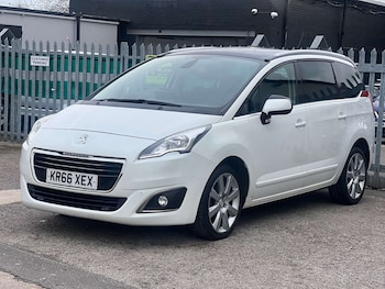 Used Peugeot 5008 2016 for sale - 77790743: Photo