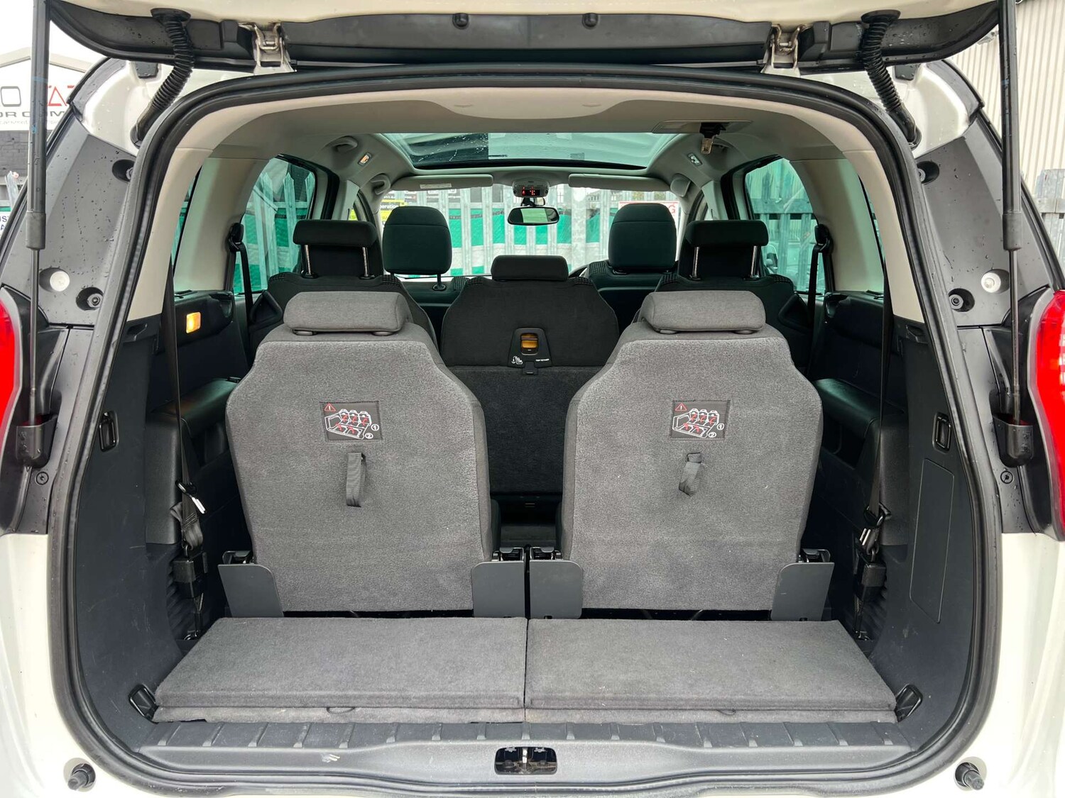 Used Peugeot 5008 2016 for sale - 77790743: Photo 42