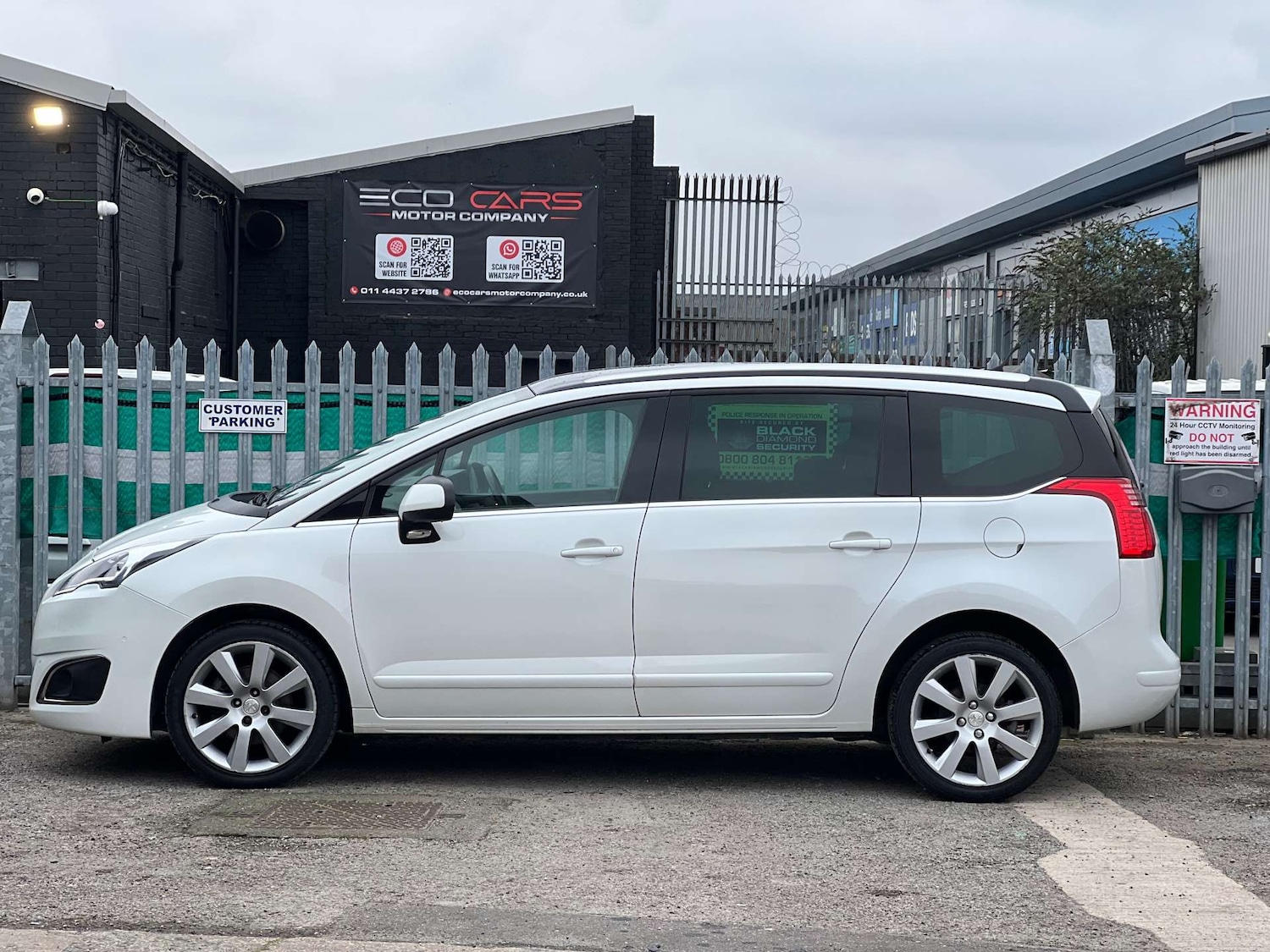 Used Peugeot 5008 2016 for sale - 77790743: Photo 6