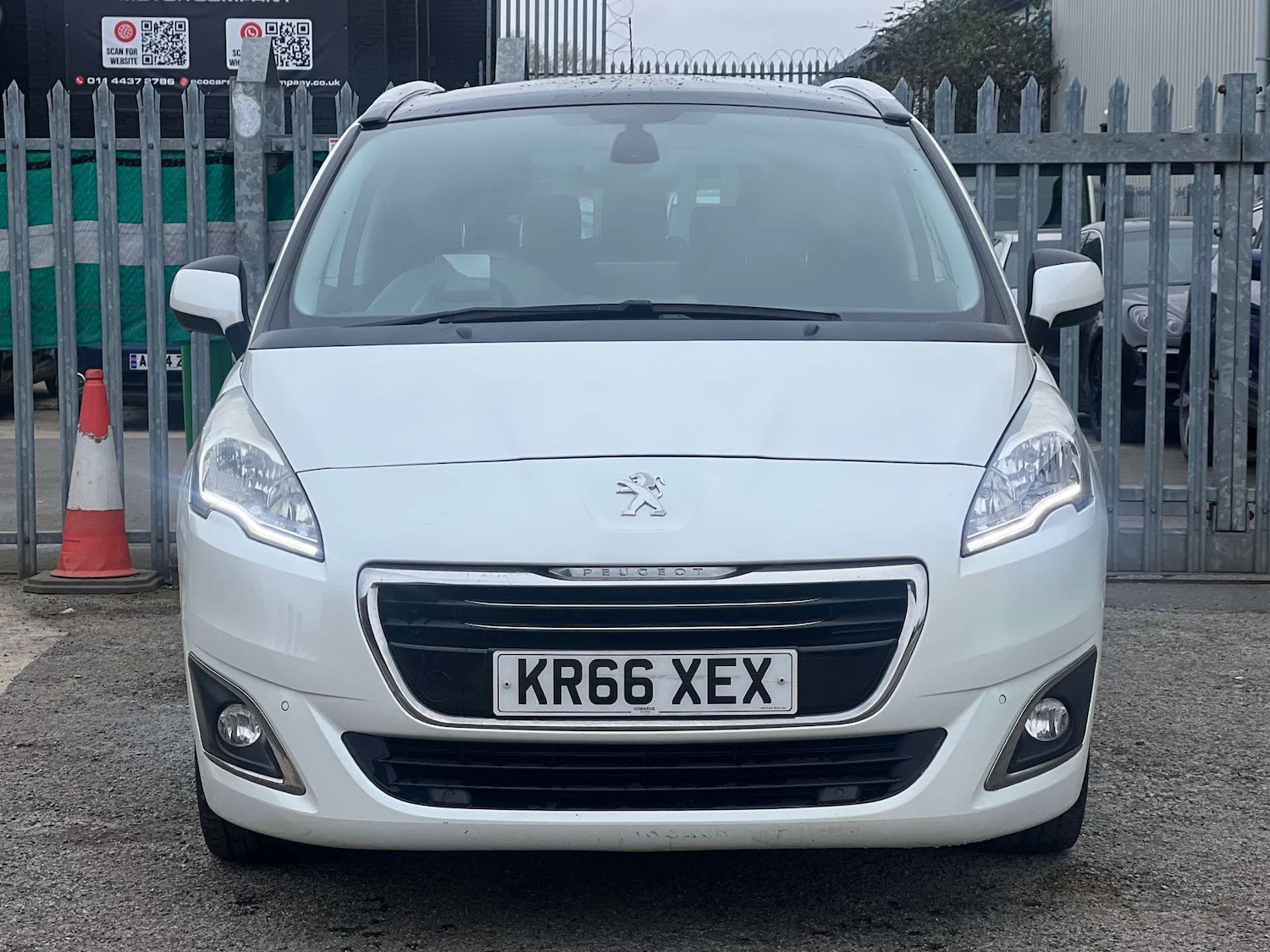 Used Peugeot 5008 2016 for sale - 77790743: Photo 7