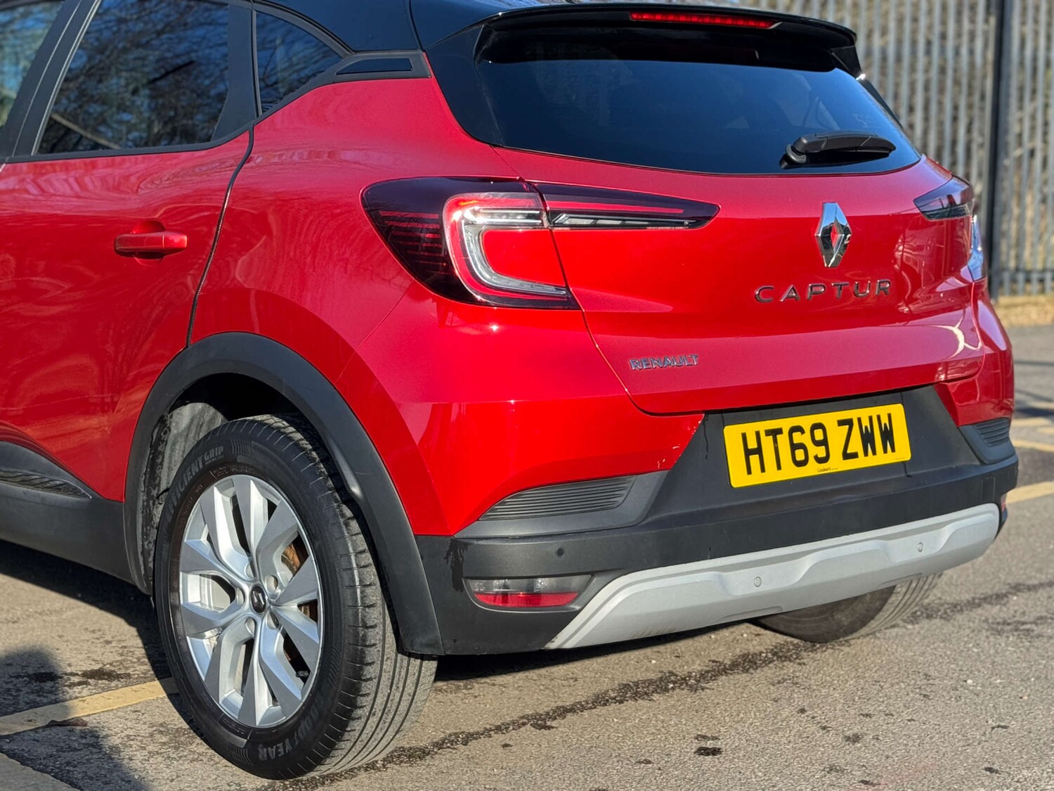 Used Renault Captur 2020 for sale - 78144624: Photo 45