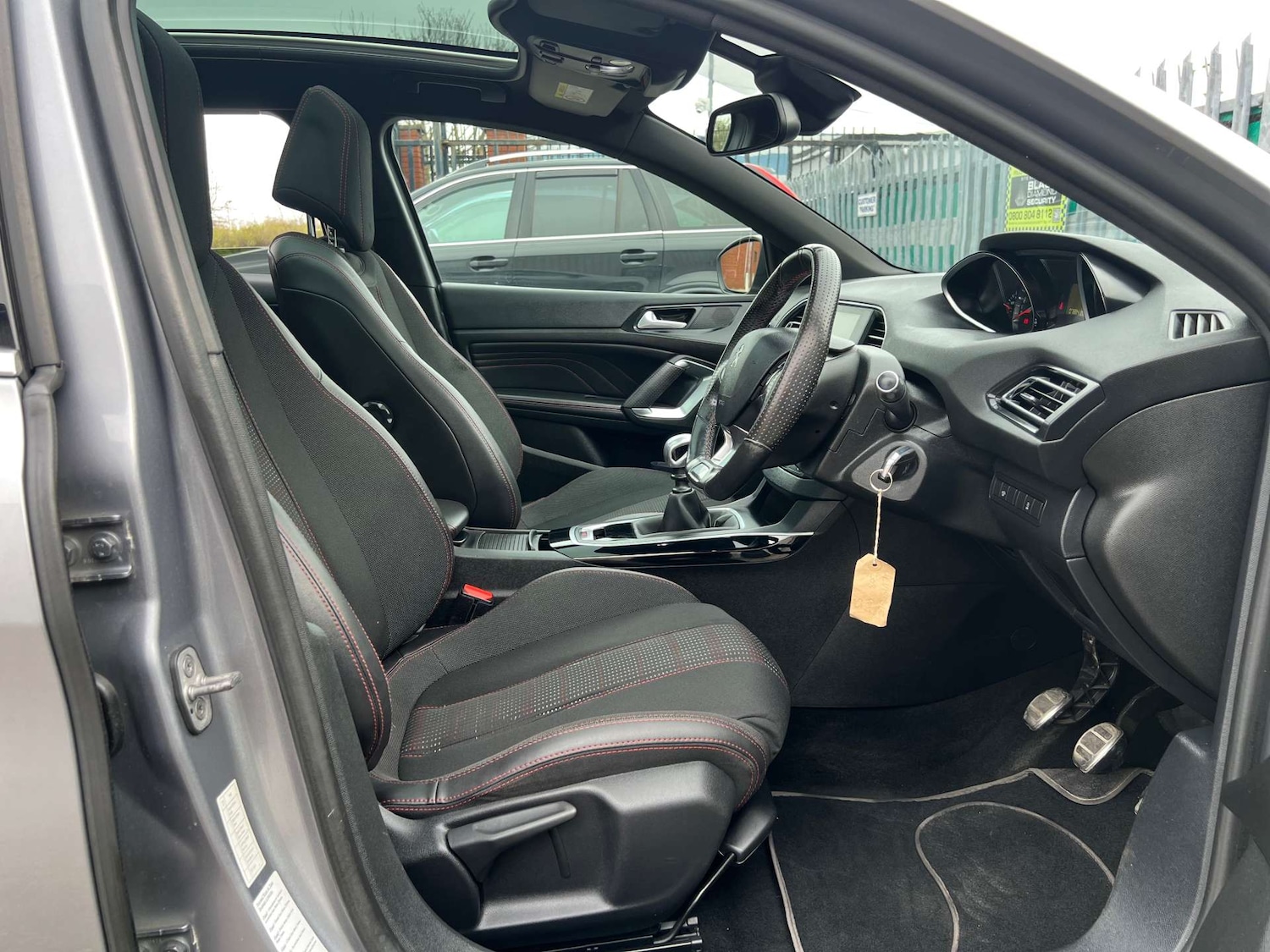 Used Peugeot 308 2018 for sale - 78000677: Photo 14