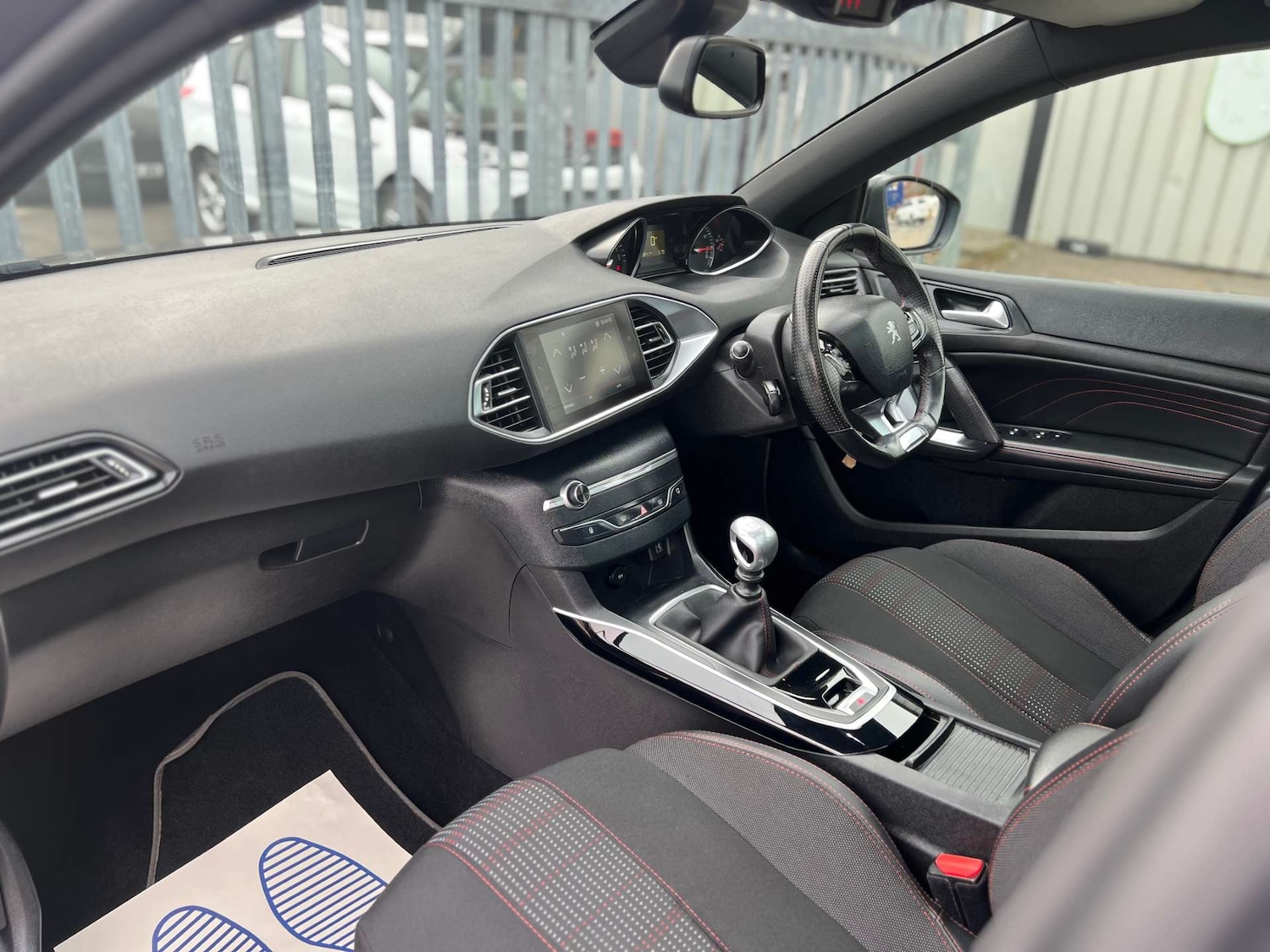 Used Peugeot 308 2018 for sale - 78000677: Photo 17