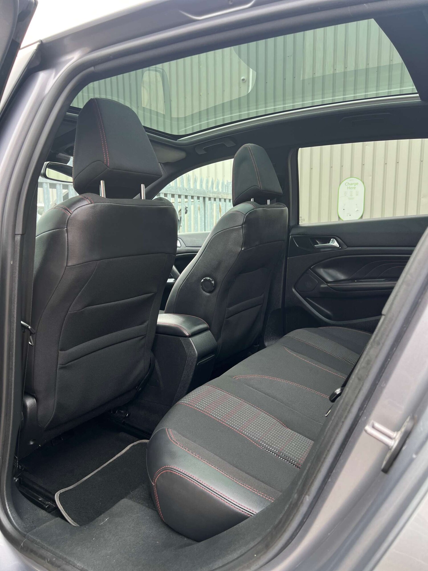 Used Peugeot 308 2018 for sale - 78000677: Photo 24