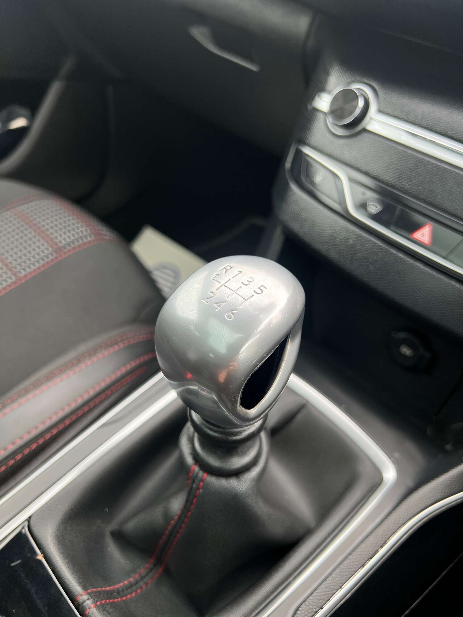 Used Peugeot 308 2018 for sale - 78000677: Photo 30