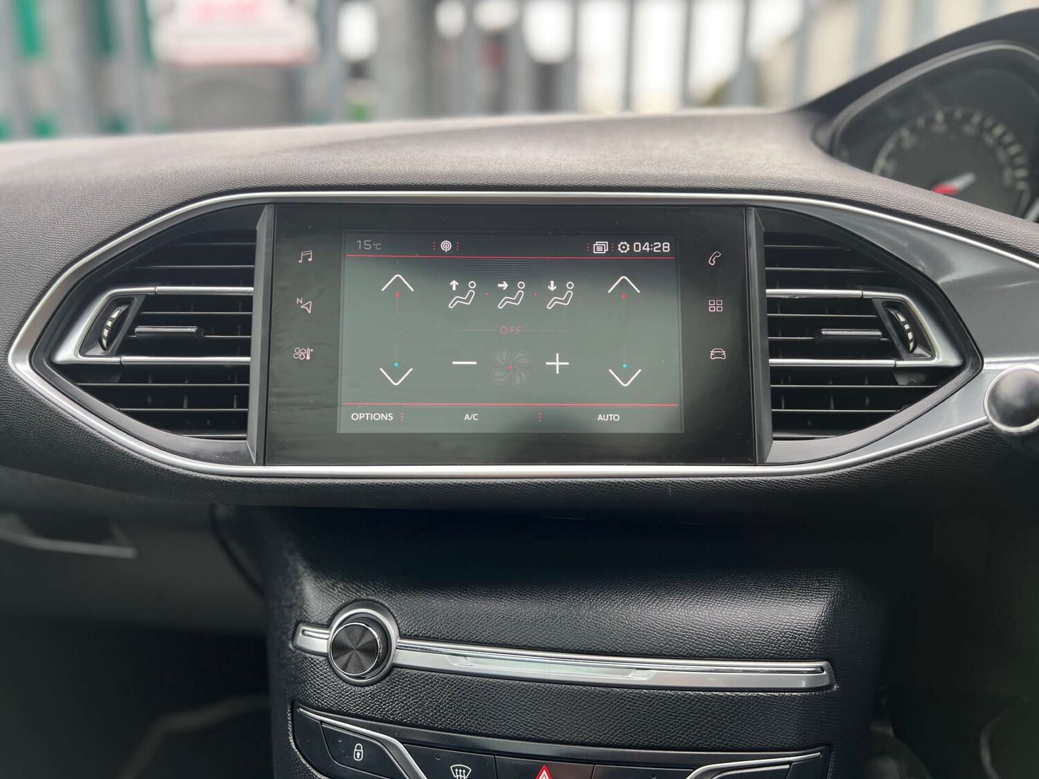 Used Peugeot 308 2018 for sale - 78000677: Photo 33