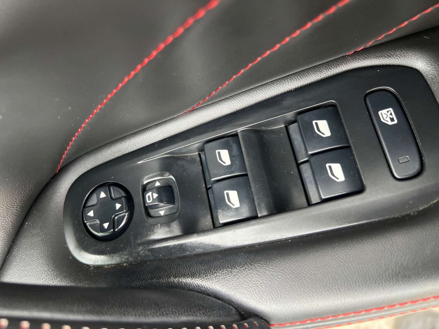 Used Peugeot 308 2018 for sale - 78000677: Photo 38