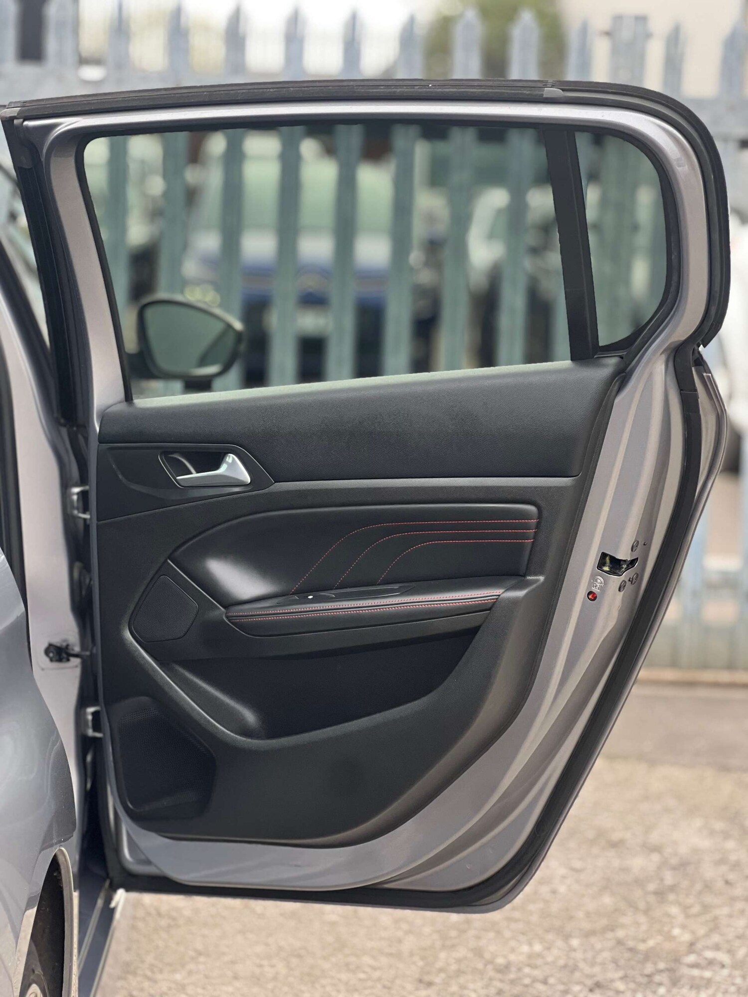 Used Peugeot 308 2018 for sale - 78000677: Photo 39