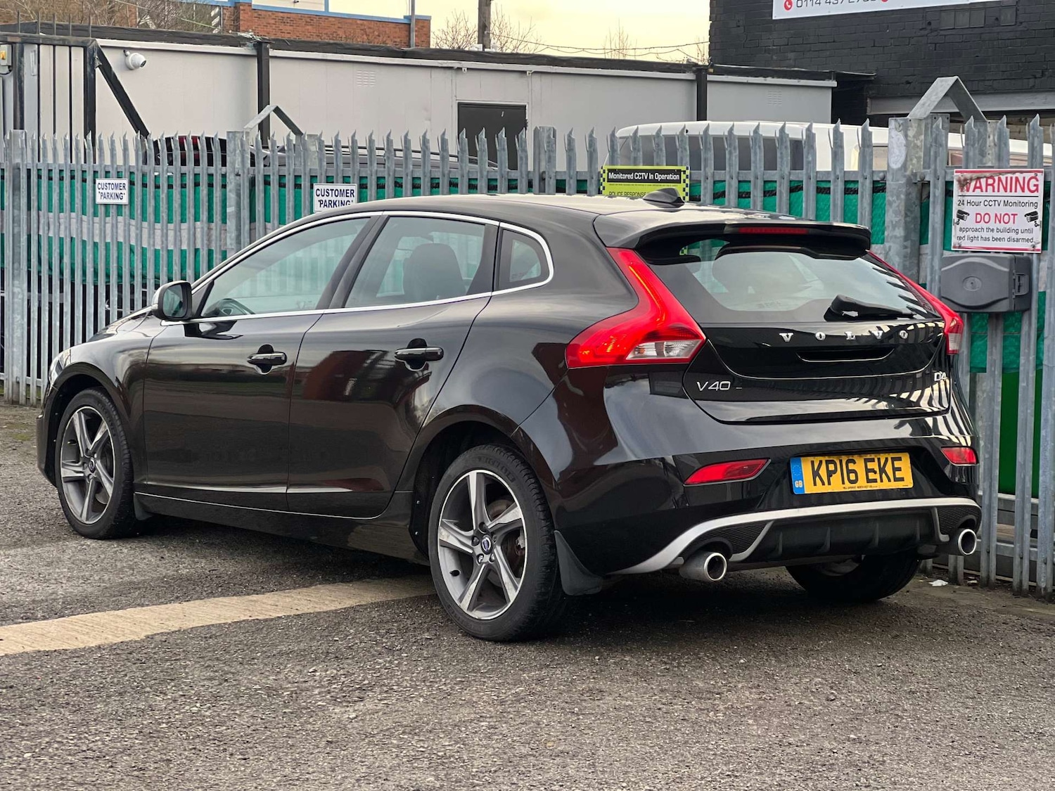 Used Volvo V40 2016 for sale - 76934893: Photo 13