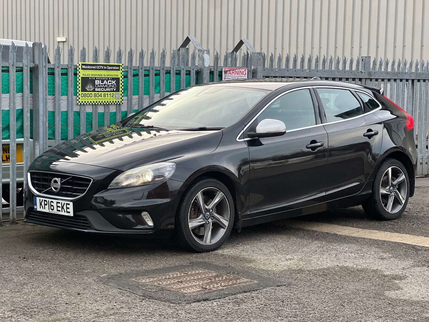 Used Volvo V40 2016 for sale - 76934893: Photo 15