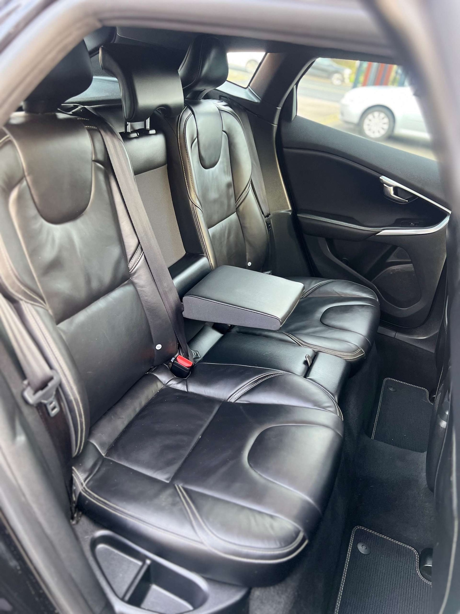 Used Volvo V40 2016 for sale - 76934893: Photo 20