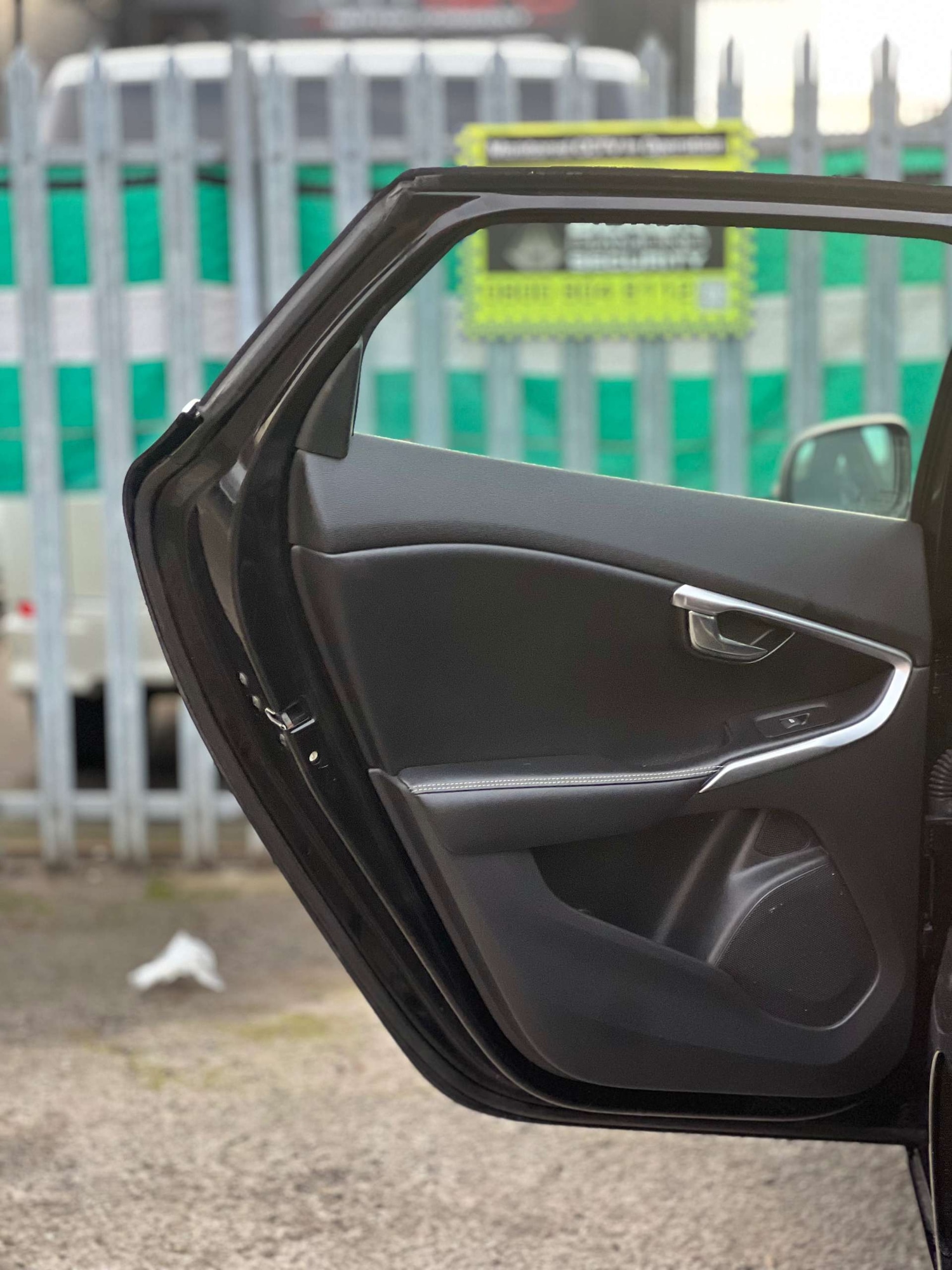 Used Volvo V40 2016 for sale - 76934893: Photo 21