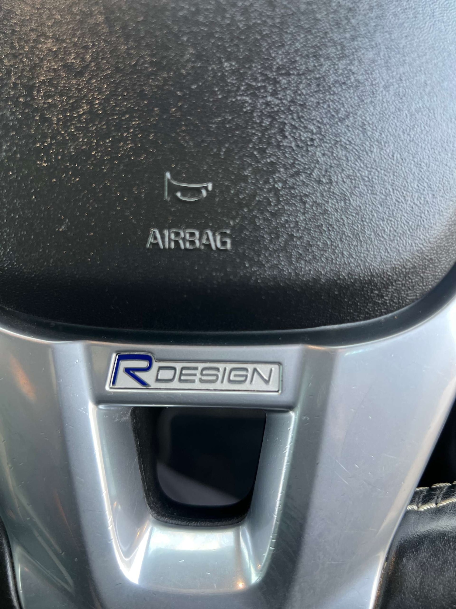 Used Volvo V40 2016 for sale - 76934893: Photo 30