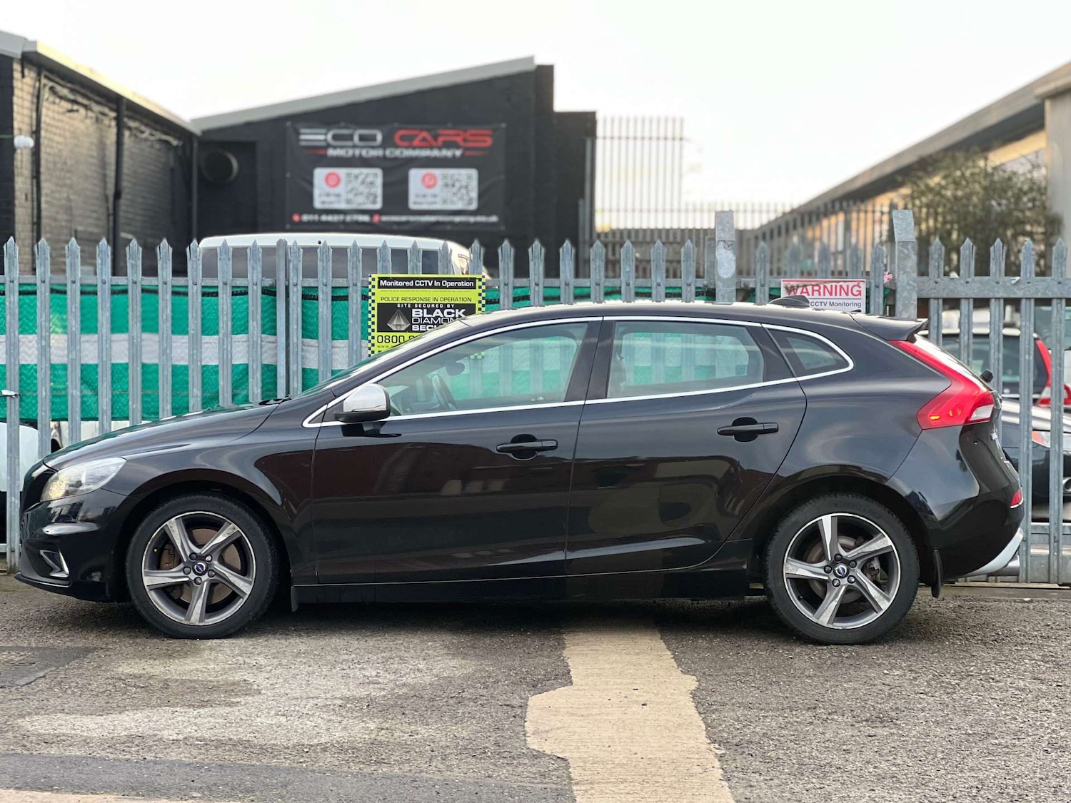 Used Volvo V40 2016 for sale - 76934893: Photo 5