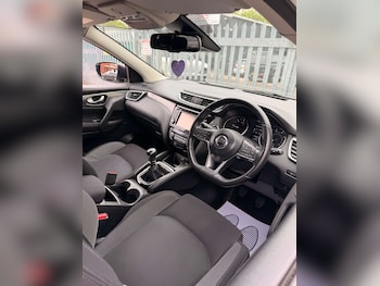 Used Nissan Qashqai 2018 for sale - 79559603: Photo