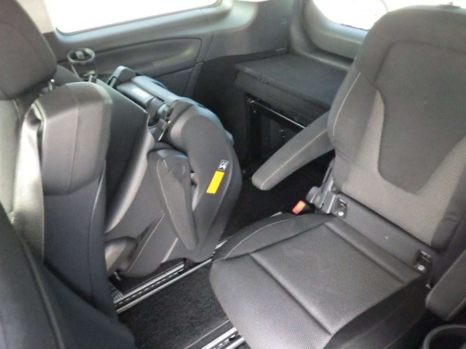 Used Mercedes-Benz V-Class 2016 for sale - 77917744: Photo 10