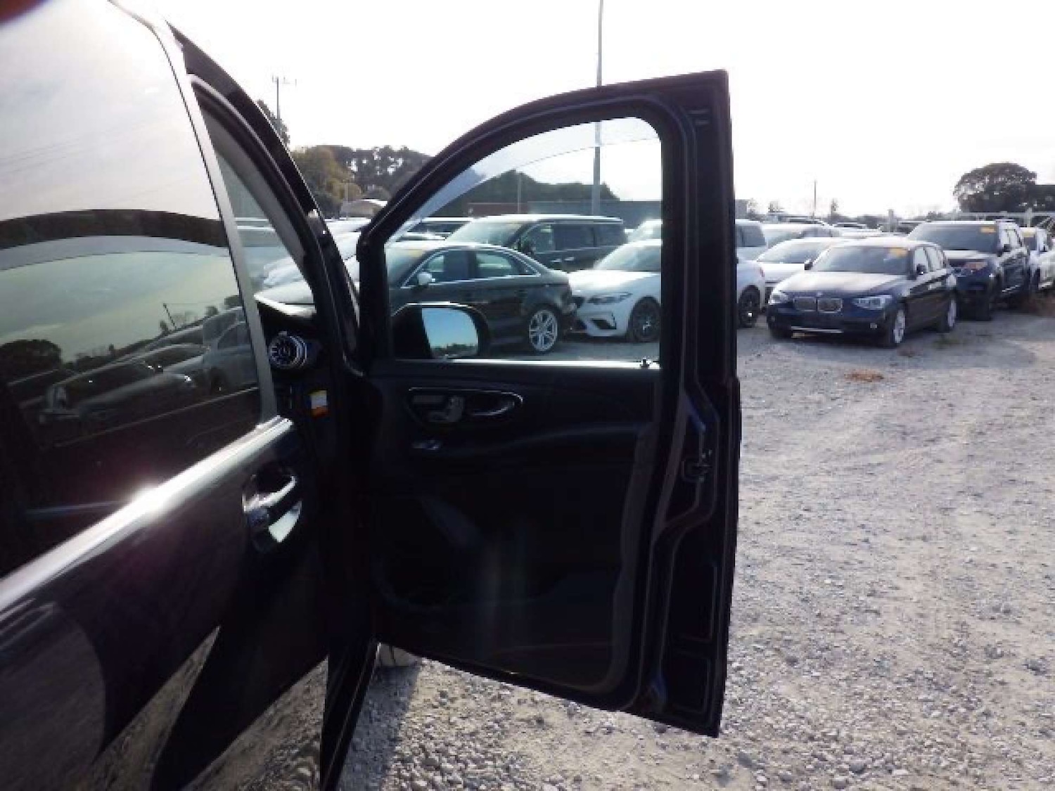 Used Mercedes-Benz V-Class 2016 for sale - 77917744: Photo 15