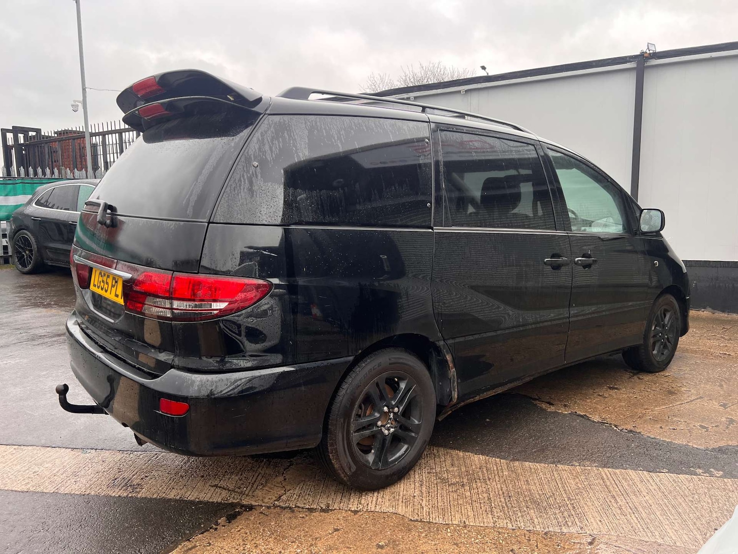 Used Toyota Previa 2005 for sale - 77003500: Photo 10