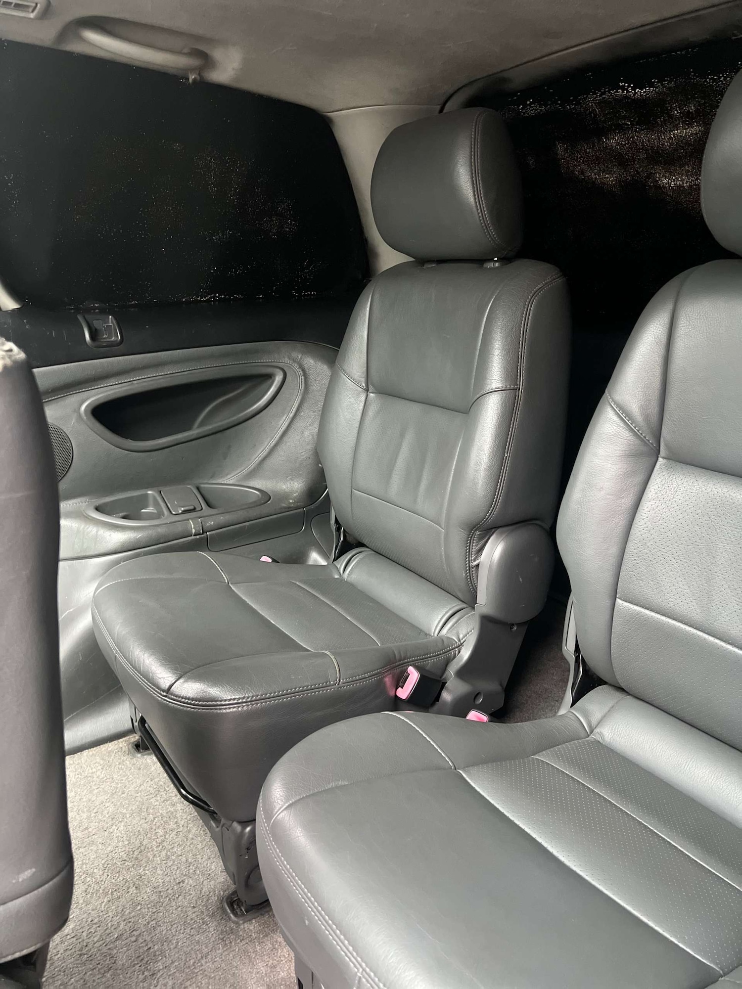 Used Toyota Previa 2005 for sale - 77003500: Photo 20