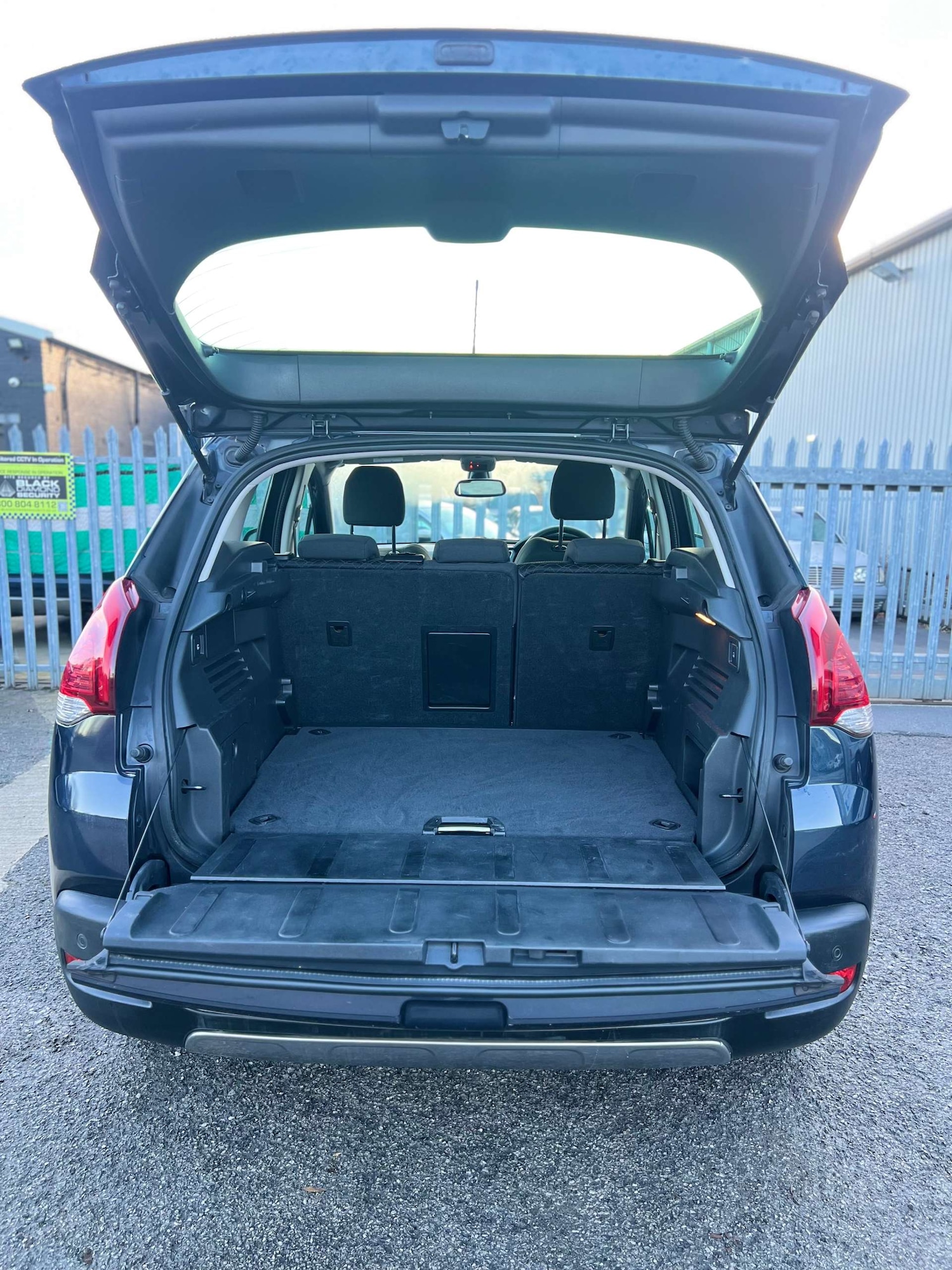 Used Peugeot 3008 2014 for sale - 77003502: Photo 42