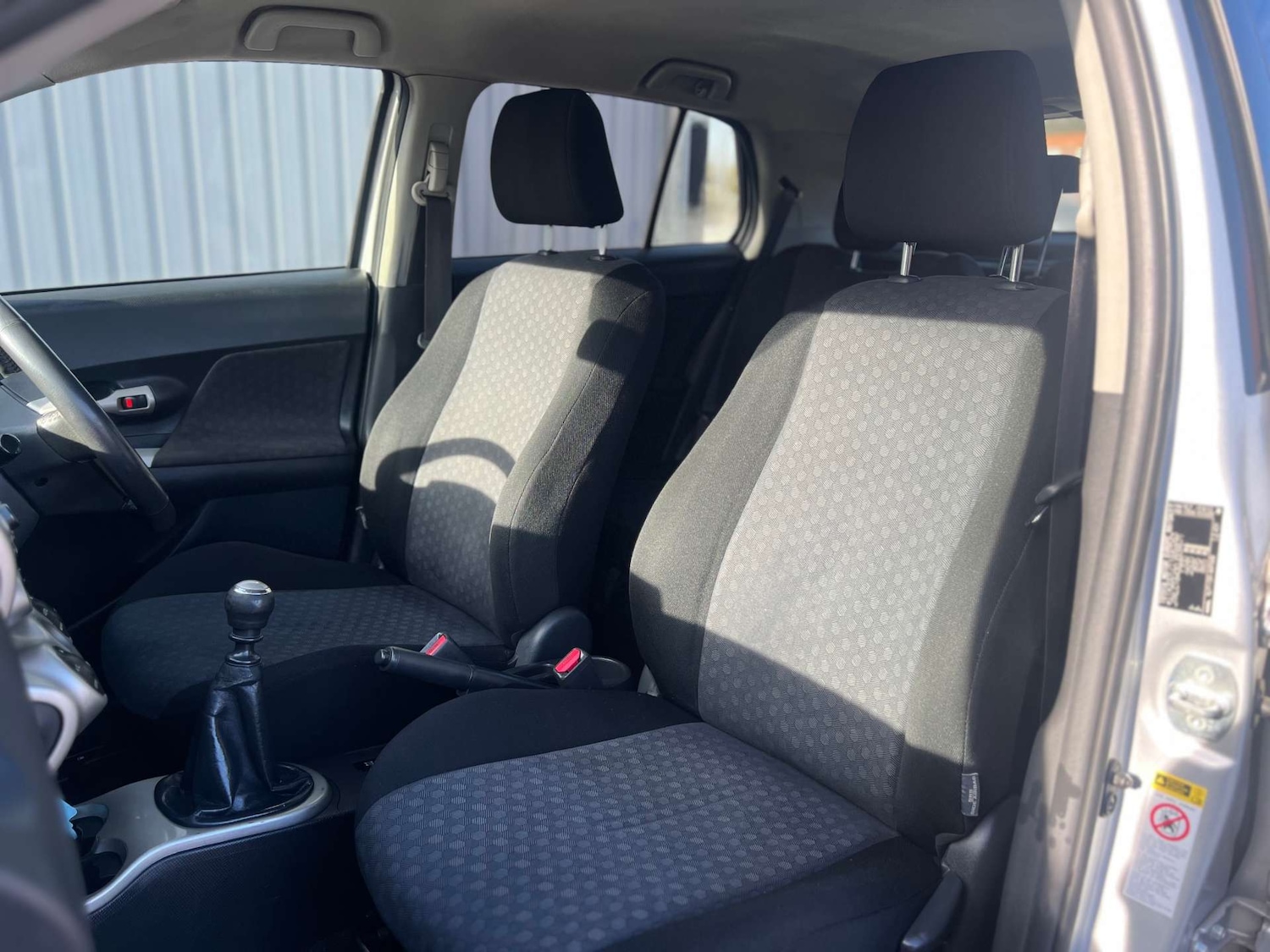 Used Toyota Urban Cruiser 2010 for sale - 77630695: Photo 14