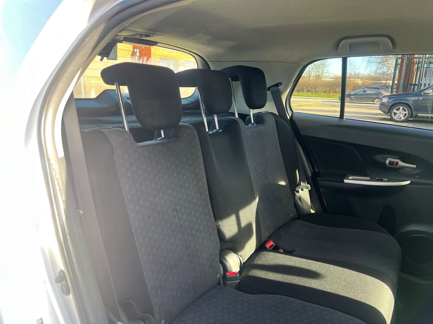 Used Toyota Urban Cruiser 2010 for sale - 77630695: Photo 18