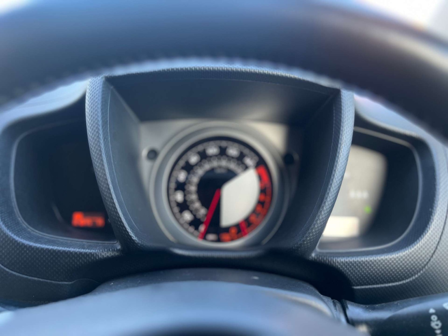 Used Toyota Urban Cruiser 2010 for sale - 77630695: Photo 22