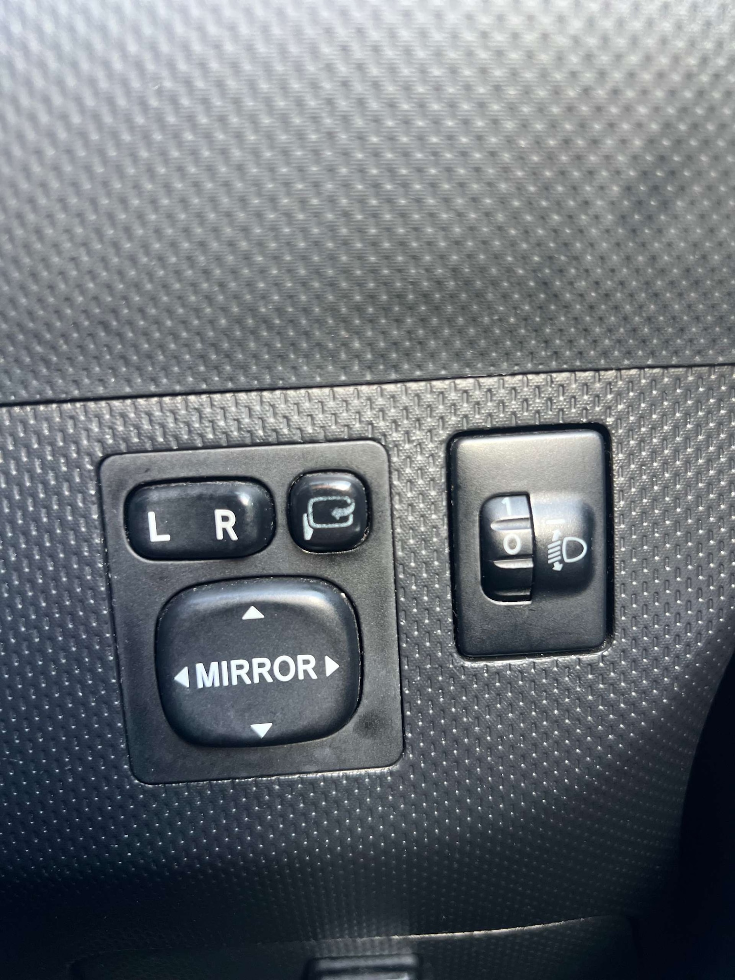 Used Toyota Urban Cruiser 2010 for sale - 77630695: Photo 29