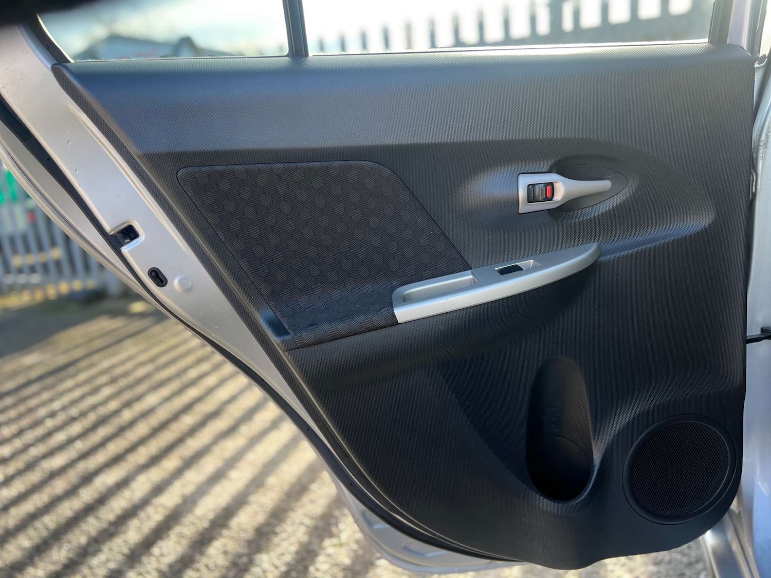 Used Toyota Urban Cruiser 2010 for sale - 77630695: Photo 36