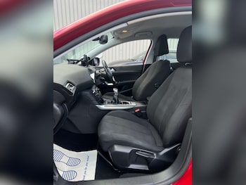 Used Peugeot 308 2015 for sale - 76519230: Photo