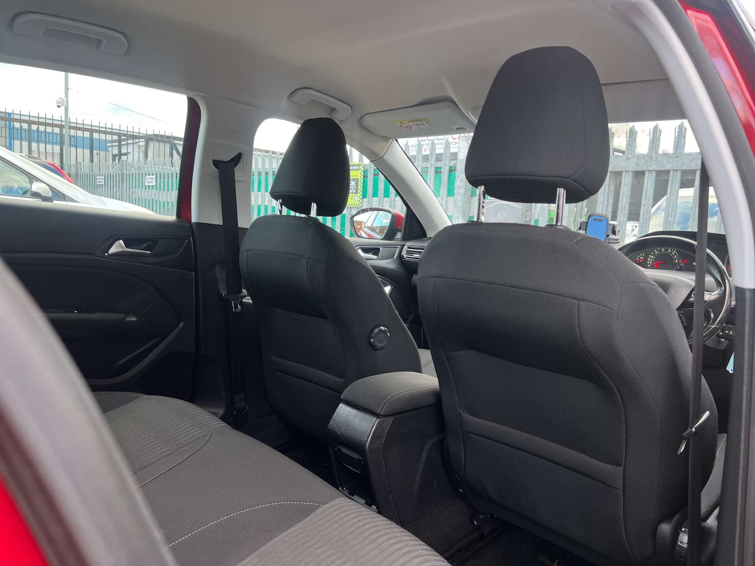 Used Peugeot 308 2015 for sale - 76519230: Photo 30