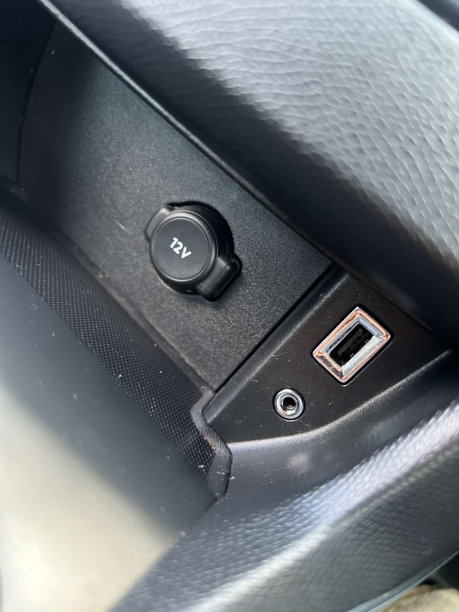 Used Peugeot 308 2015 for sale - 76519230: Photo 33