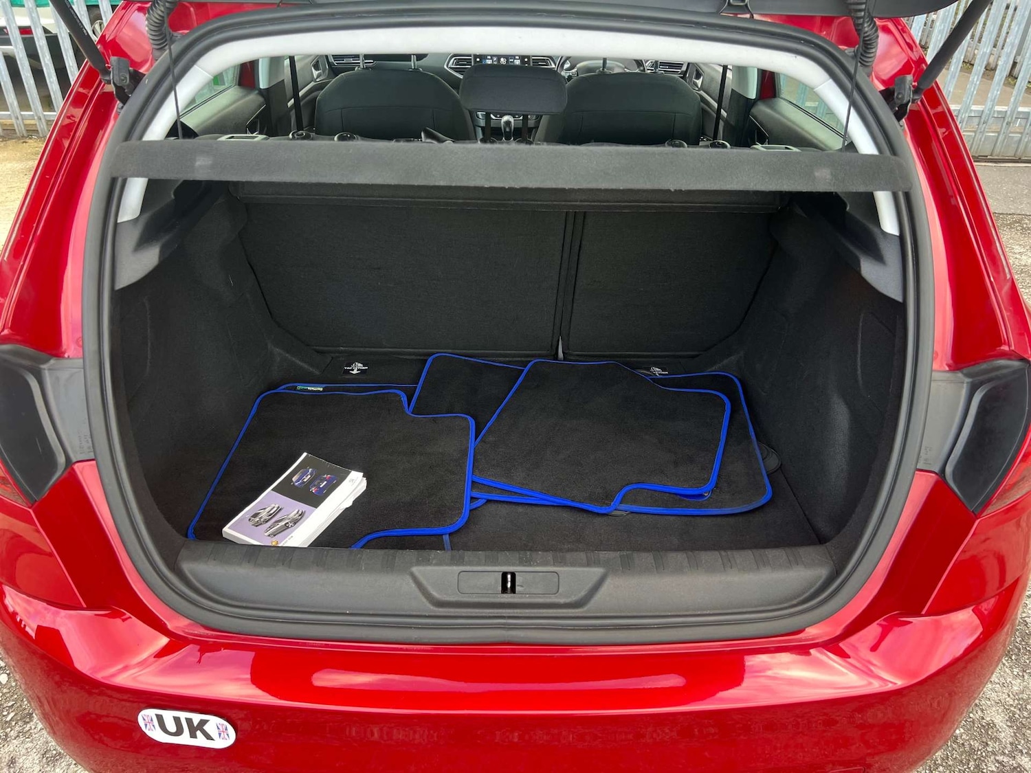 Used Peugeot 308 2015 for sale - 76519230: Photo 41