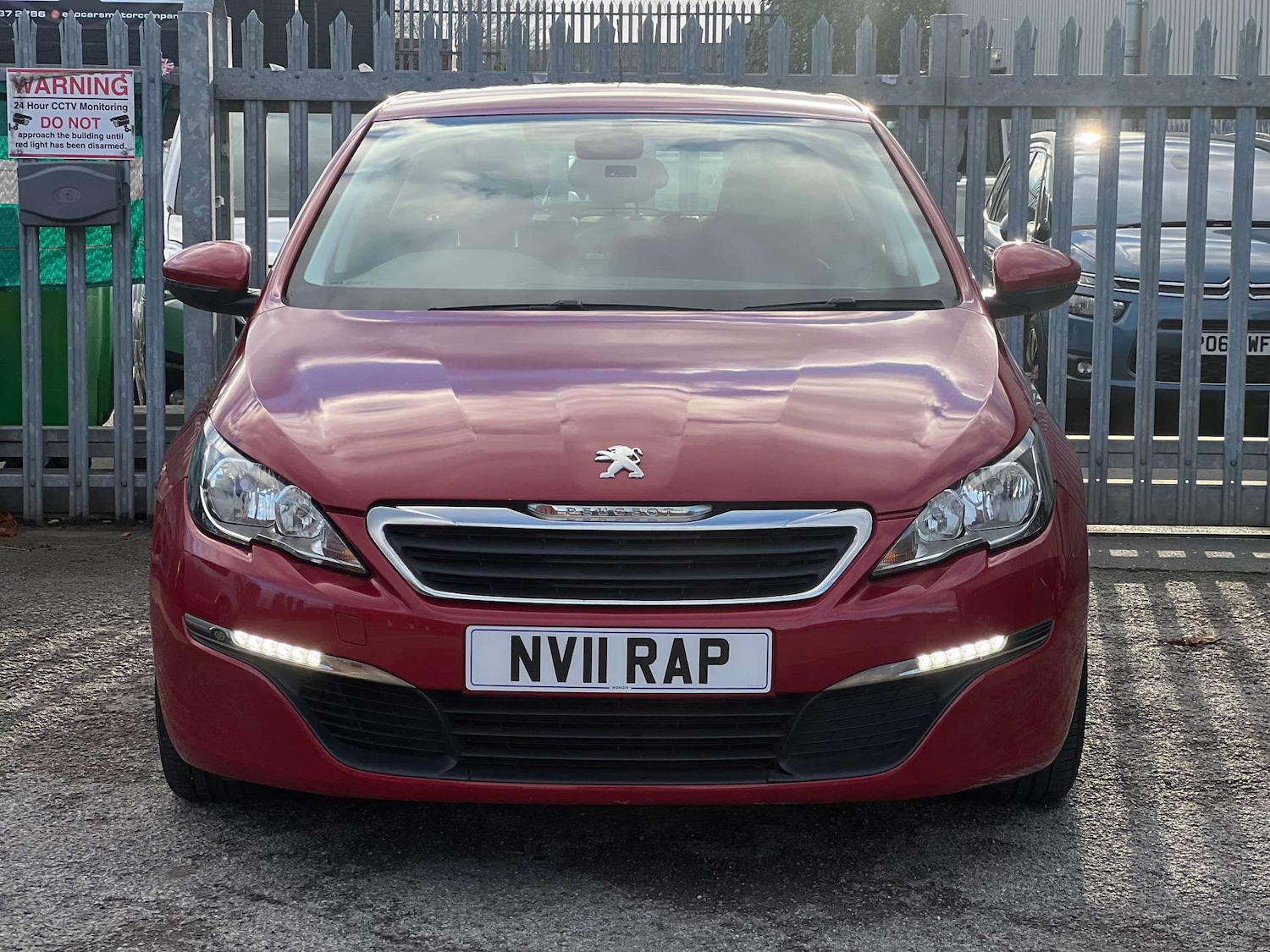 Used Peugeot 308 2015 for sale - 76519230: Photo 7