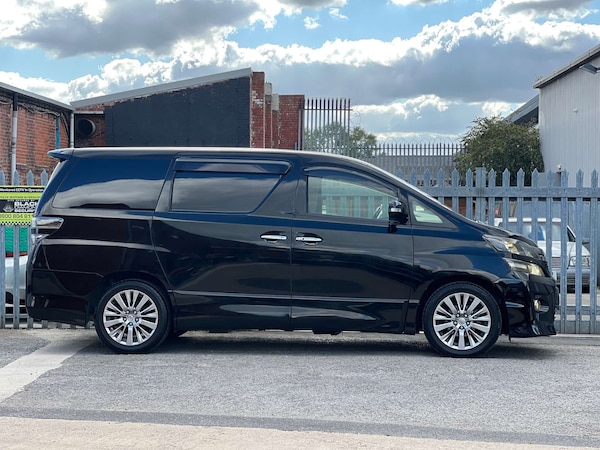 Used Toyota Vellfire 2014 for sale - 76068176: Photo 12