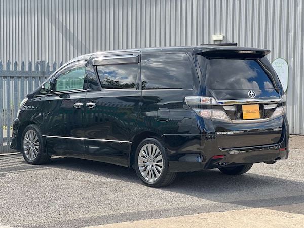 Used Toyota Vellfire 2014 for sale - 76068176: Photo 13