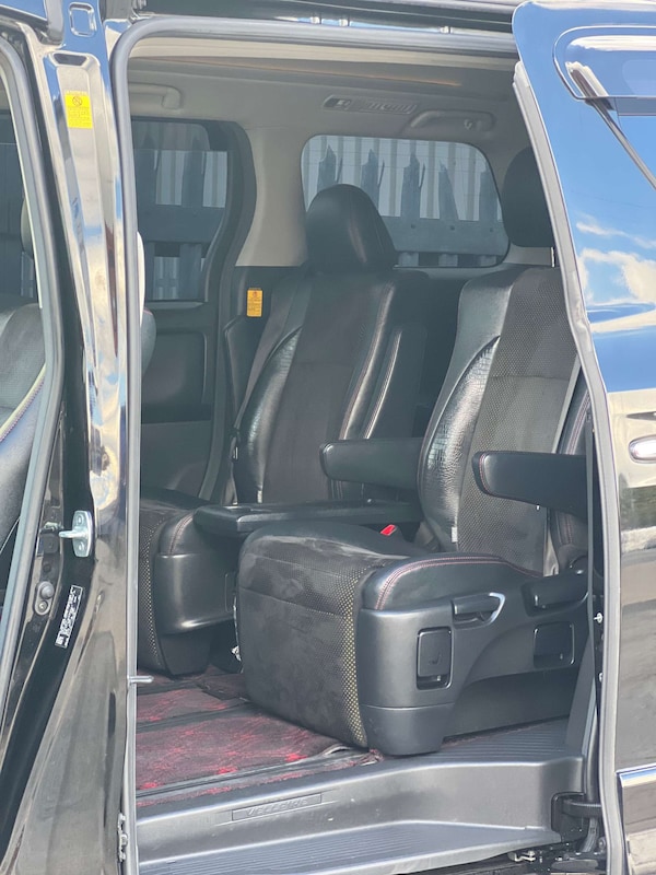 Used Toyota Vellfire 2014 for sale - 76068176: Photo 26