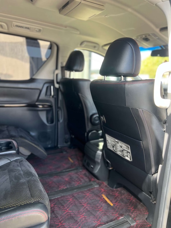 Used Toyota Vellfire 2014 for sale - 76068176: Photo 28