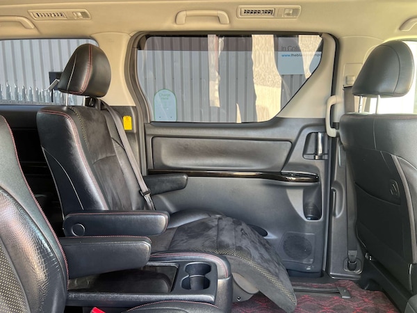 Used Toyota Vellfire 2014 for sale - 76068176: Photo 39