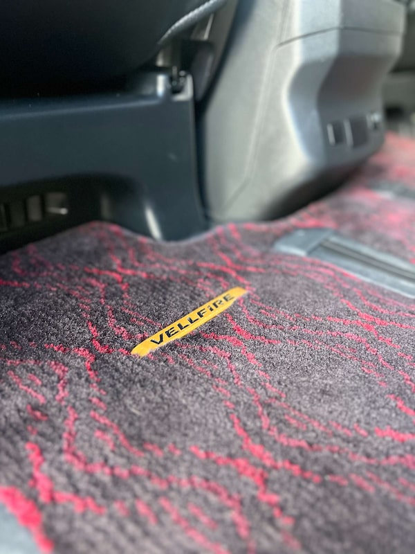 Used Toyota Vellfire 2014 for sale - 76068176: Photo 56