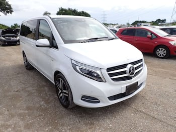 Used Mercedes-Benz V-Class 2015 for sale - 79871646: Photo