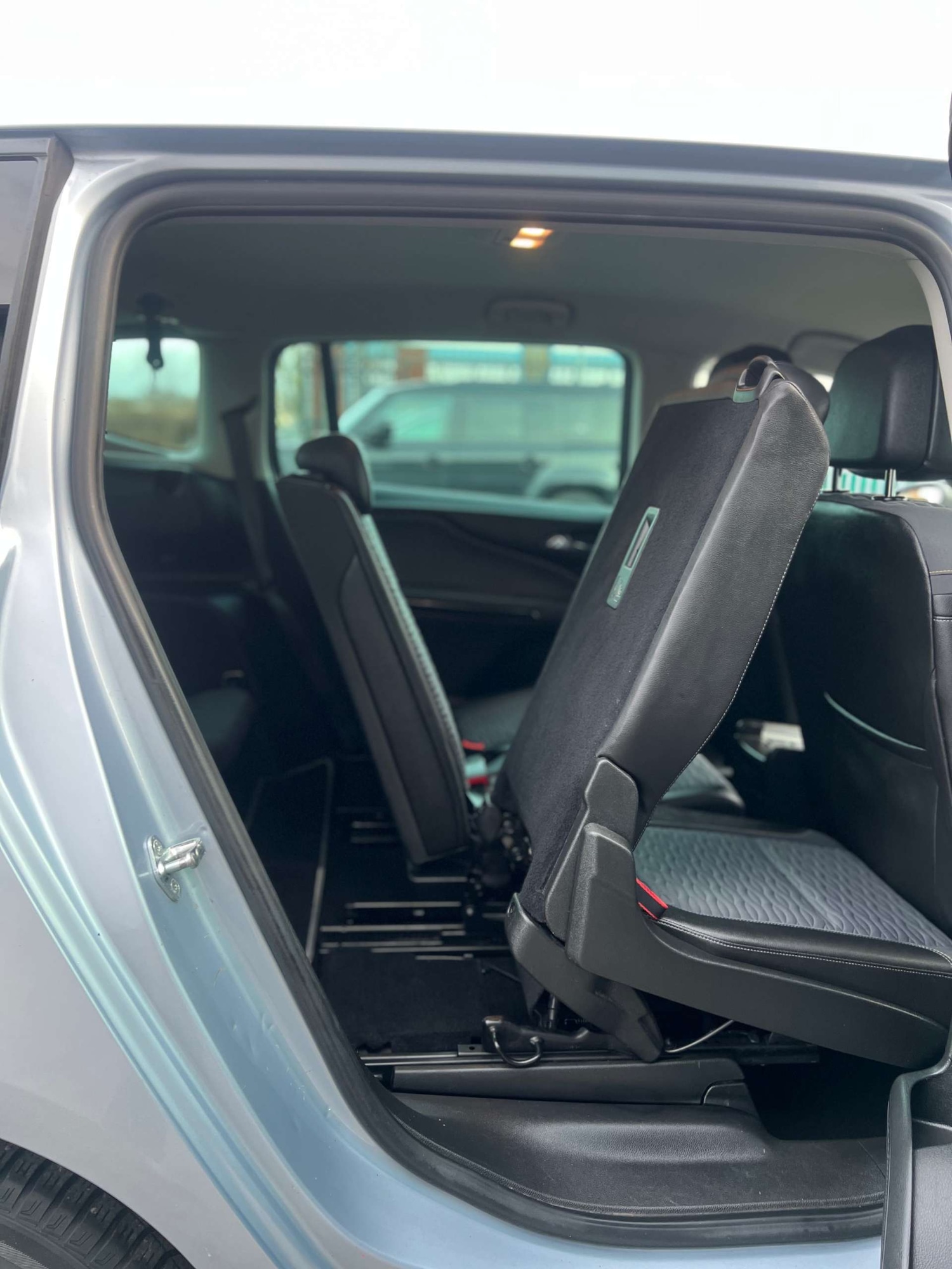 Used Vauxhall Zafira Tourer 2014 for sale - 77590586: Photo 24