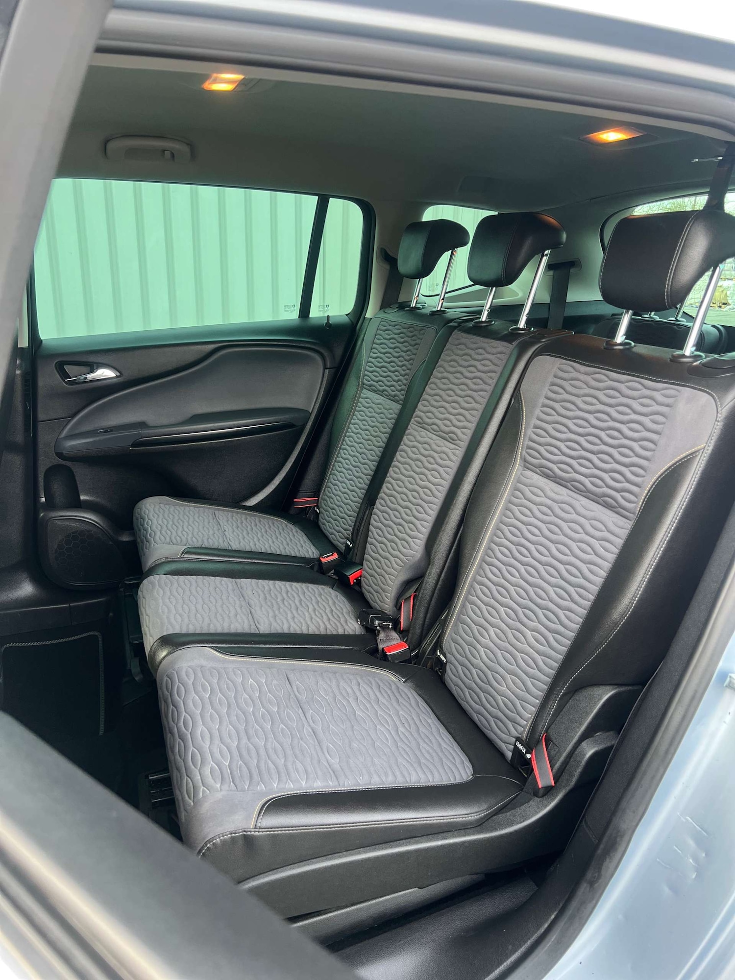 Used Vauxhall Zafira Tourer 2014 for sale - 77590586: Photo 30