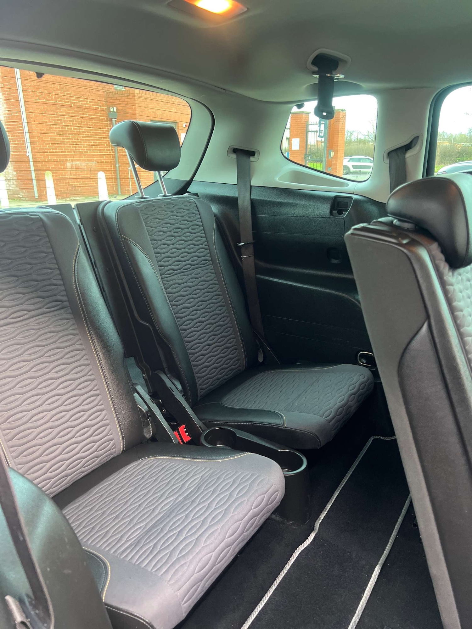 Used Vauxhall Zafira Tourer 2014 for sale - 77590586: Photo 34