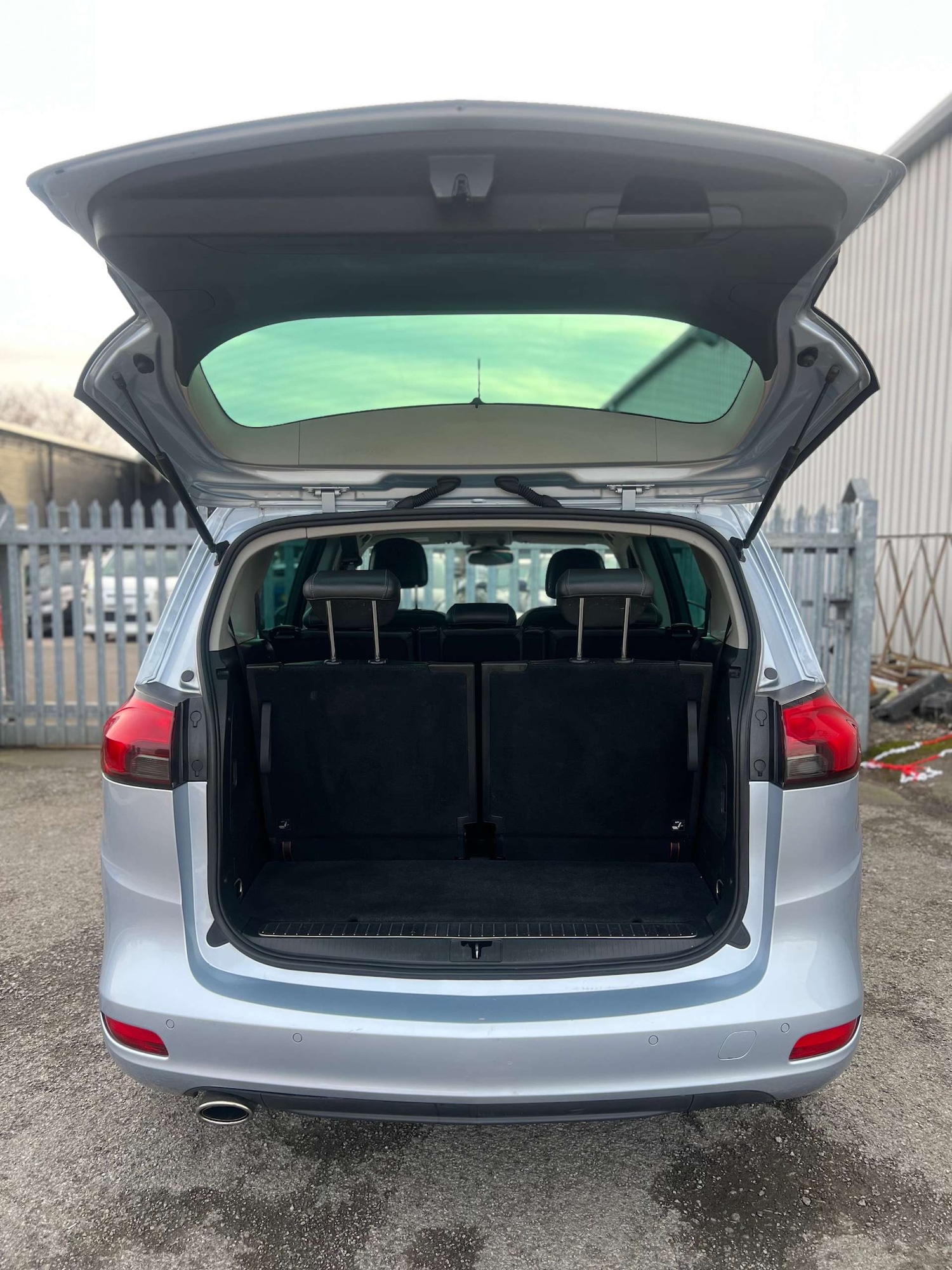 Used Vauxhall Zafira Tourer 2014 for sale - 77590586: Photo 53