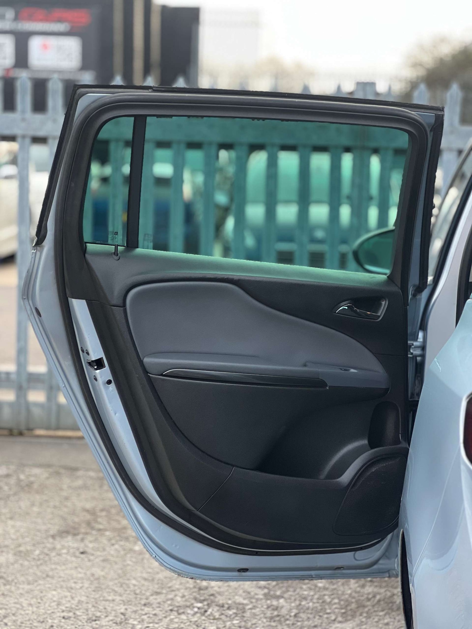 Used Vauxhall Zafira Tourer 2014 for sale - 77590586: Photo 55