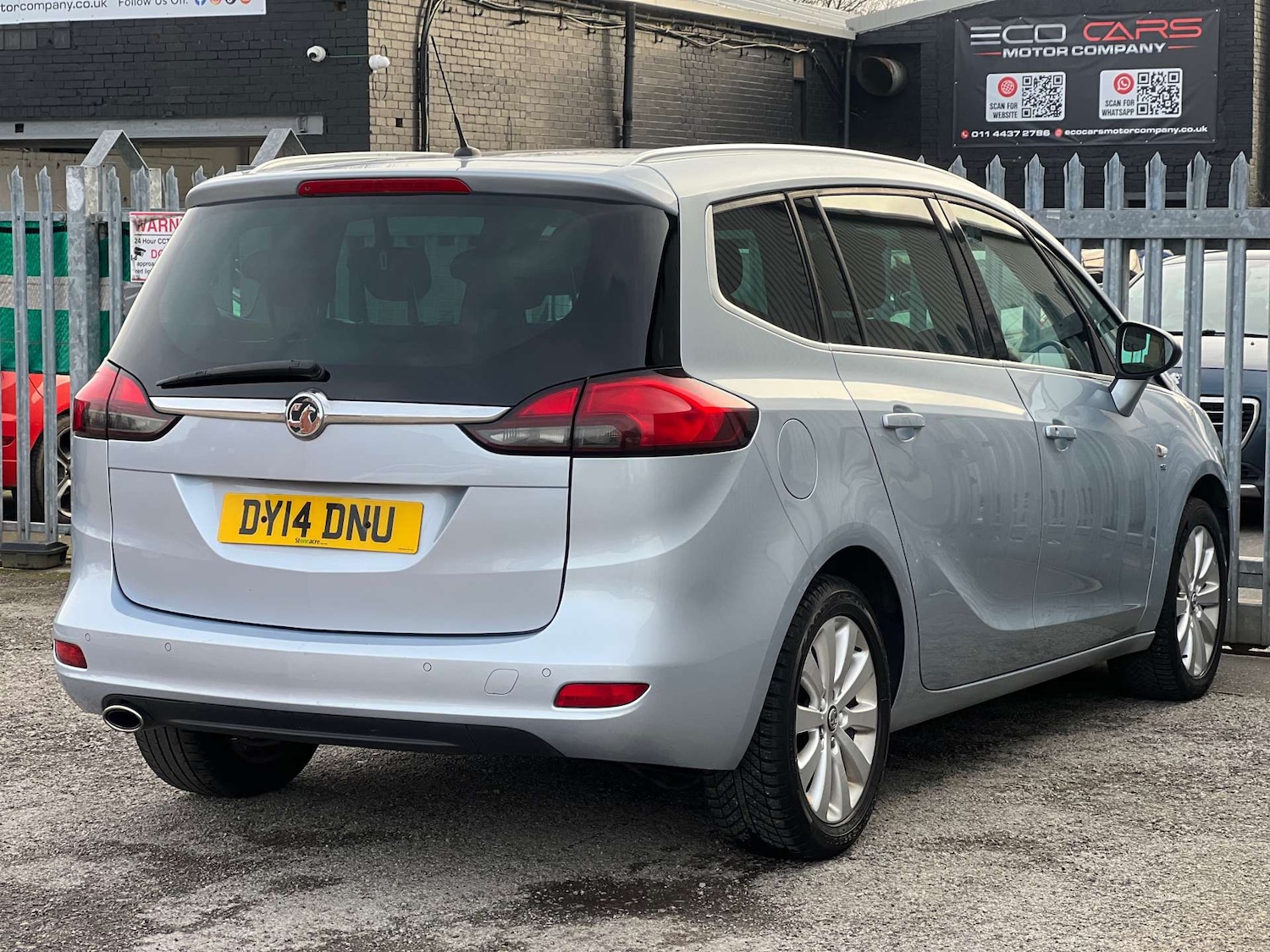 Used Vauxhall Zafira Tourer 2014 for sale - 77590586: Photo 9