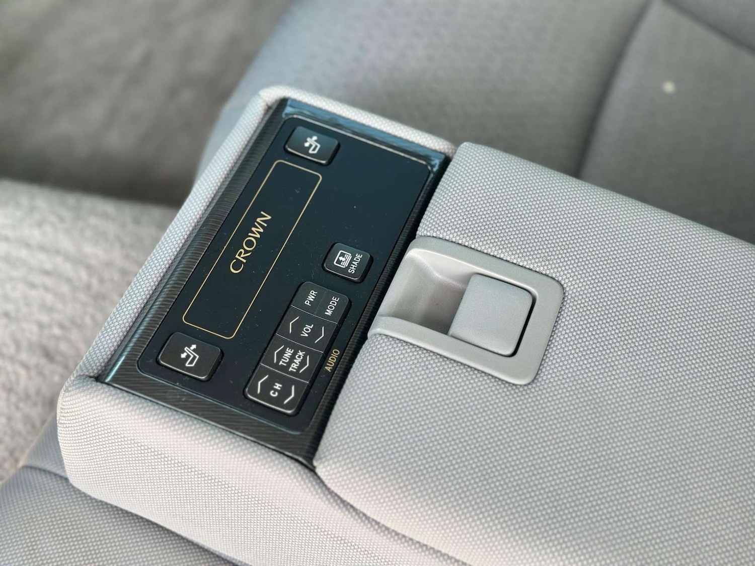 Used Toyota Crown 2025 for sale - 76601154: Photo 25